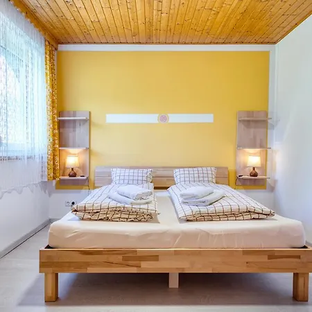 Nocleg ze śniadaniem Gaestehaus Lanthaler Rosenbach