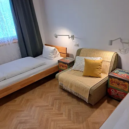 Oda ve Kahvaltı Gaestehaus Ganthaler 3*