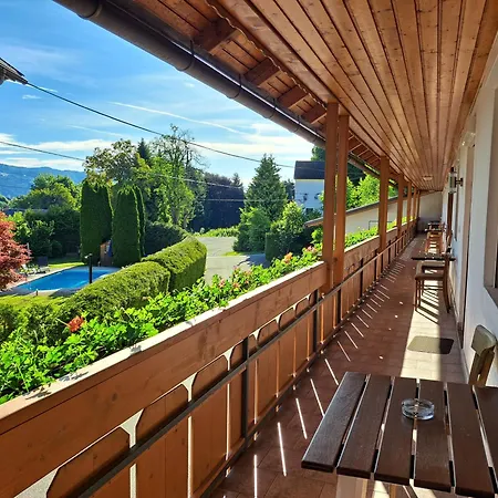 Gaestehaus Lanthaler Bed & Breakfast