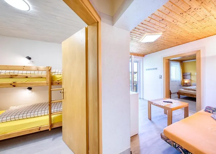 Gaestehaus Ganthaler 住宿加早餐酒店