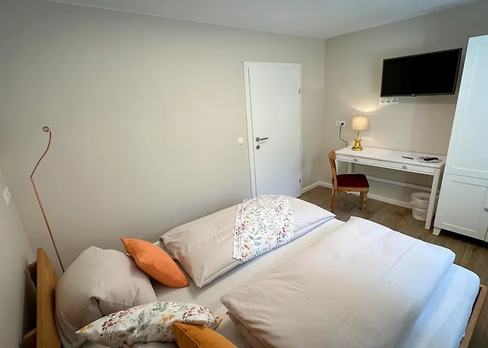 Gaestehaus Lanthaler Bed & Breakfast